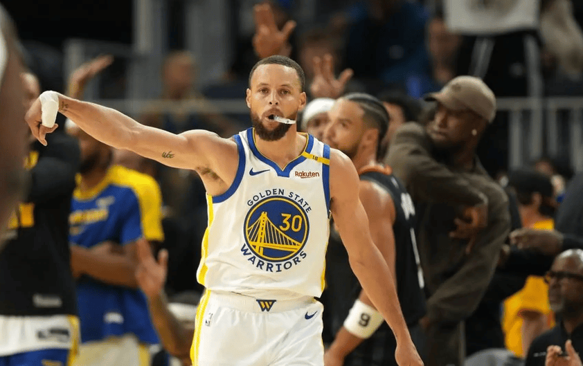 库里陷入低谷，复出首战轰40分连败，勇士球队命运悬念！的简单介绍